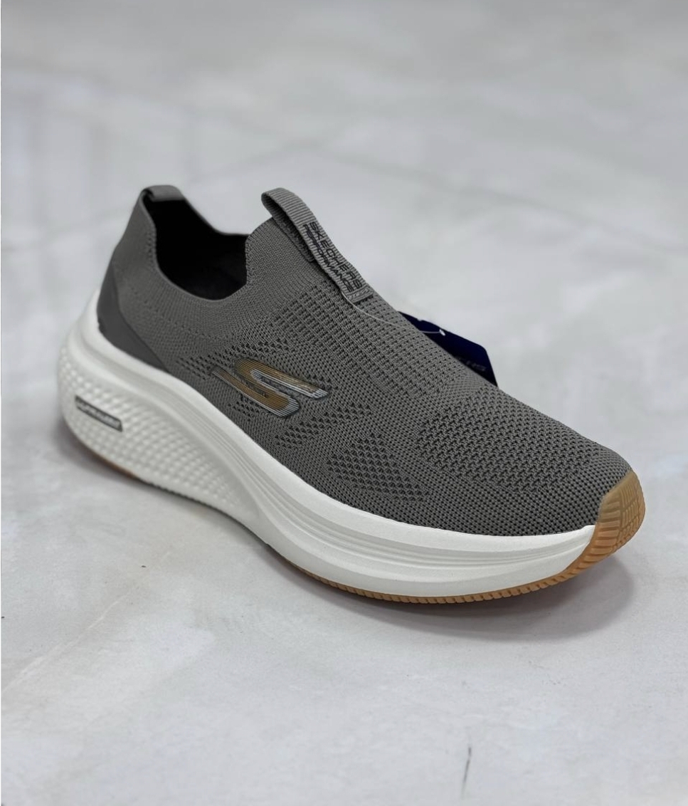 کتونی اسکیچرز اسلیپ آن بدون بند طبی و راحت ،سایز ۴۰ تا ۴۵ ضمانت کالا Skechers Go Walk