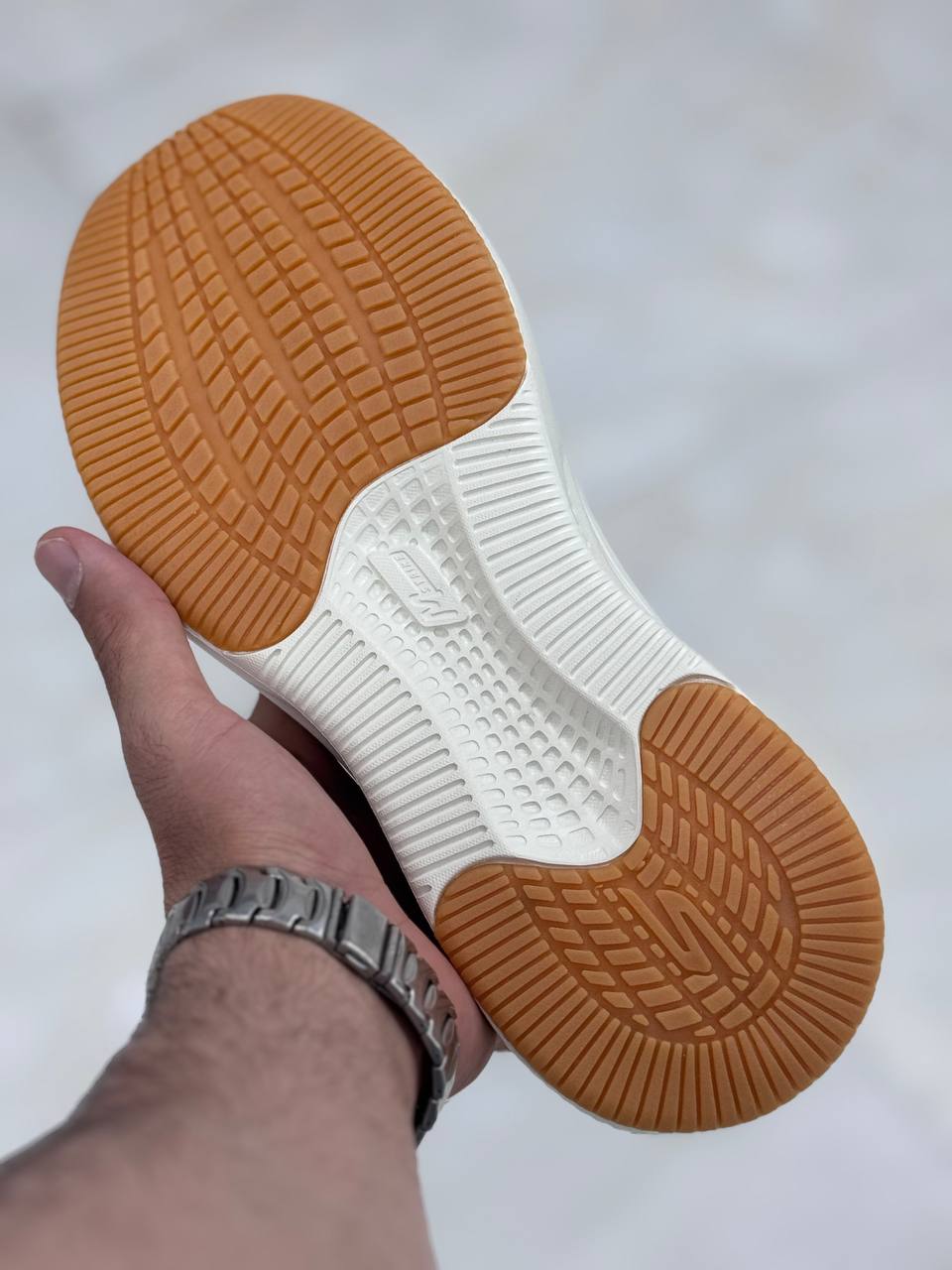 کتونی اسکیچرز اسلیپ آن بدون بند طبی و راحت ،سایز ۴۰ تا ۴۵ ضمانت کالا Skechers Go Walk