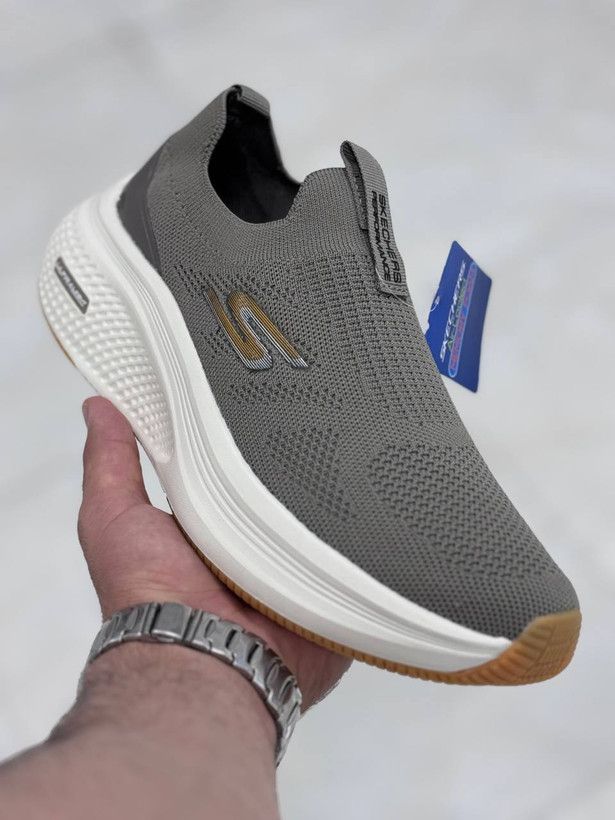 کتونی اسکیچرز اسلیپ آن بدون بند طبی و راحت ،سایز ۴۰ تا ۴۵ ضمانت کالا Skechers Go Walk