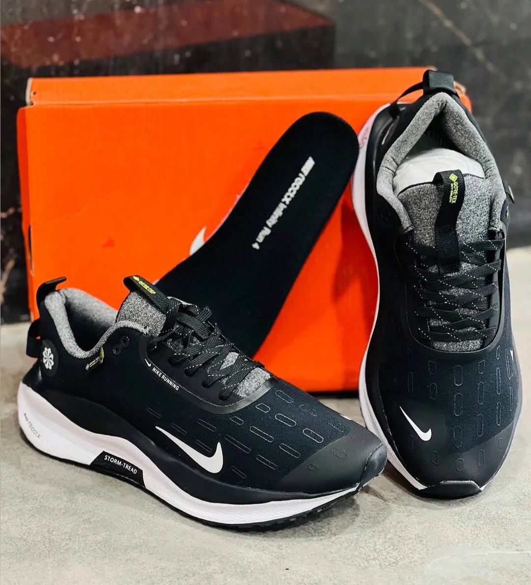 کتونی نایک اینفینیتی گورتکس/ Nike React Infinity Run 4 Goretex Herenفروش بصورت عمده و تک سایز ۴۰ الی۴۵. تضمین کالا