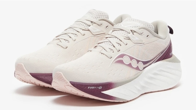 ساکونی تریمپ۲۲/ Saucony Triumph 22/سایز ۳۶ تا ۴۵. فروش بصورت عمده و تک .تضمین کیفیت کالا