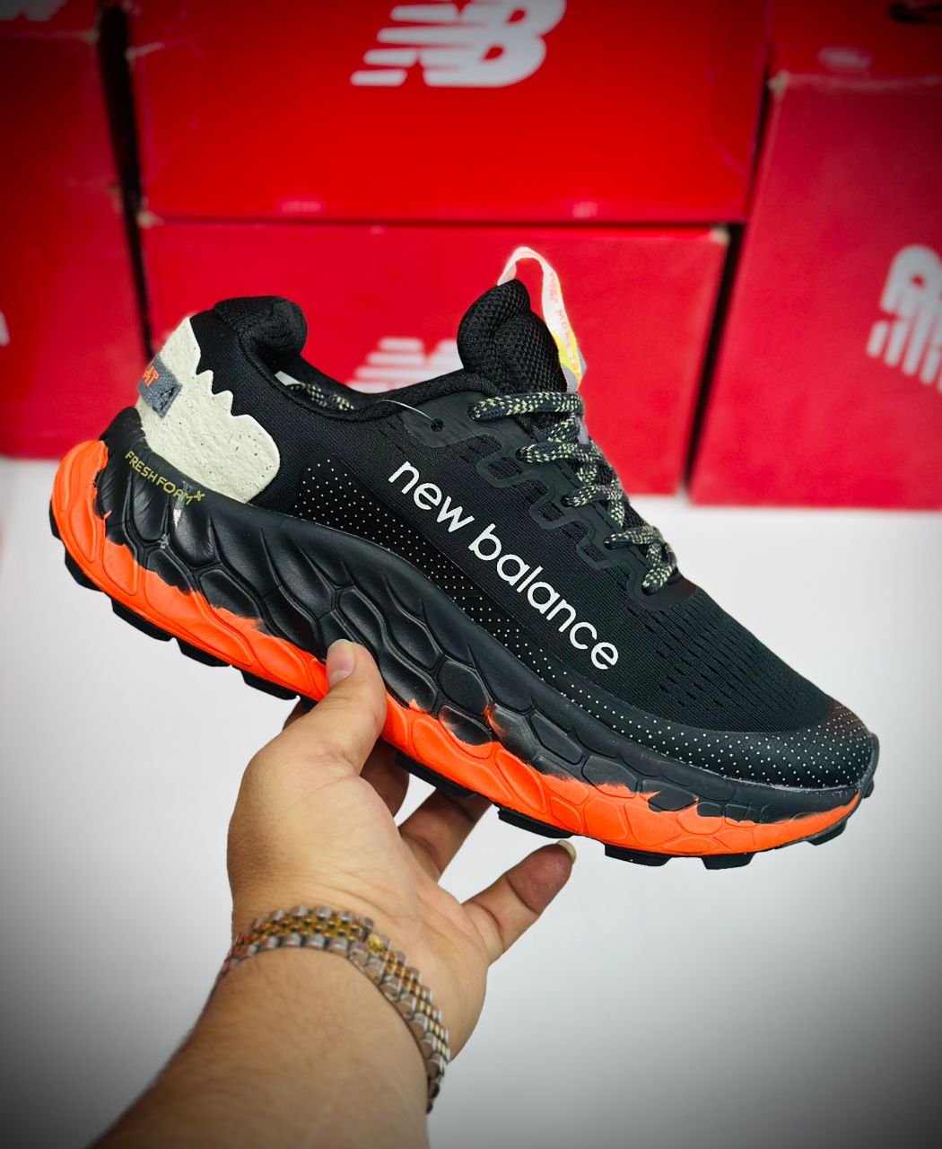 نیوبالانس فرش فوم تریل وی ۳/New balance fresh foam x more trail v3 / فروش بصورت عمده و تک ، ساخت ویتنام وارداتی . سایز ۴۰ تا ۴۵