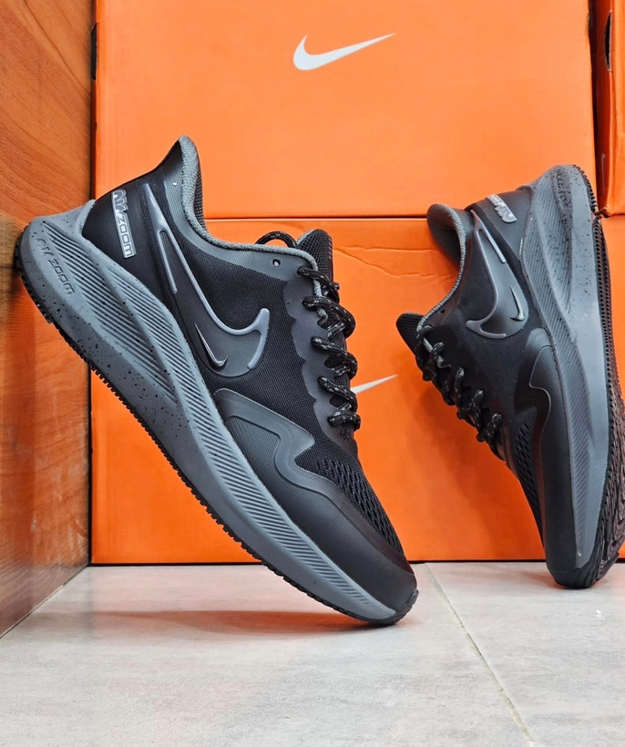 کفش نایک ایر زوم/nike air zoom سایز ۴۰تا ۴۵ فروش عمده و تک قیمت پایین