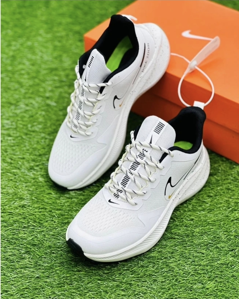 کتونی نایک ایر زوم/nike air zoom سایز ۴۰تا ۴۵ فروش عمده و تک تضمین کیفیت کالا