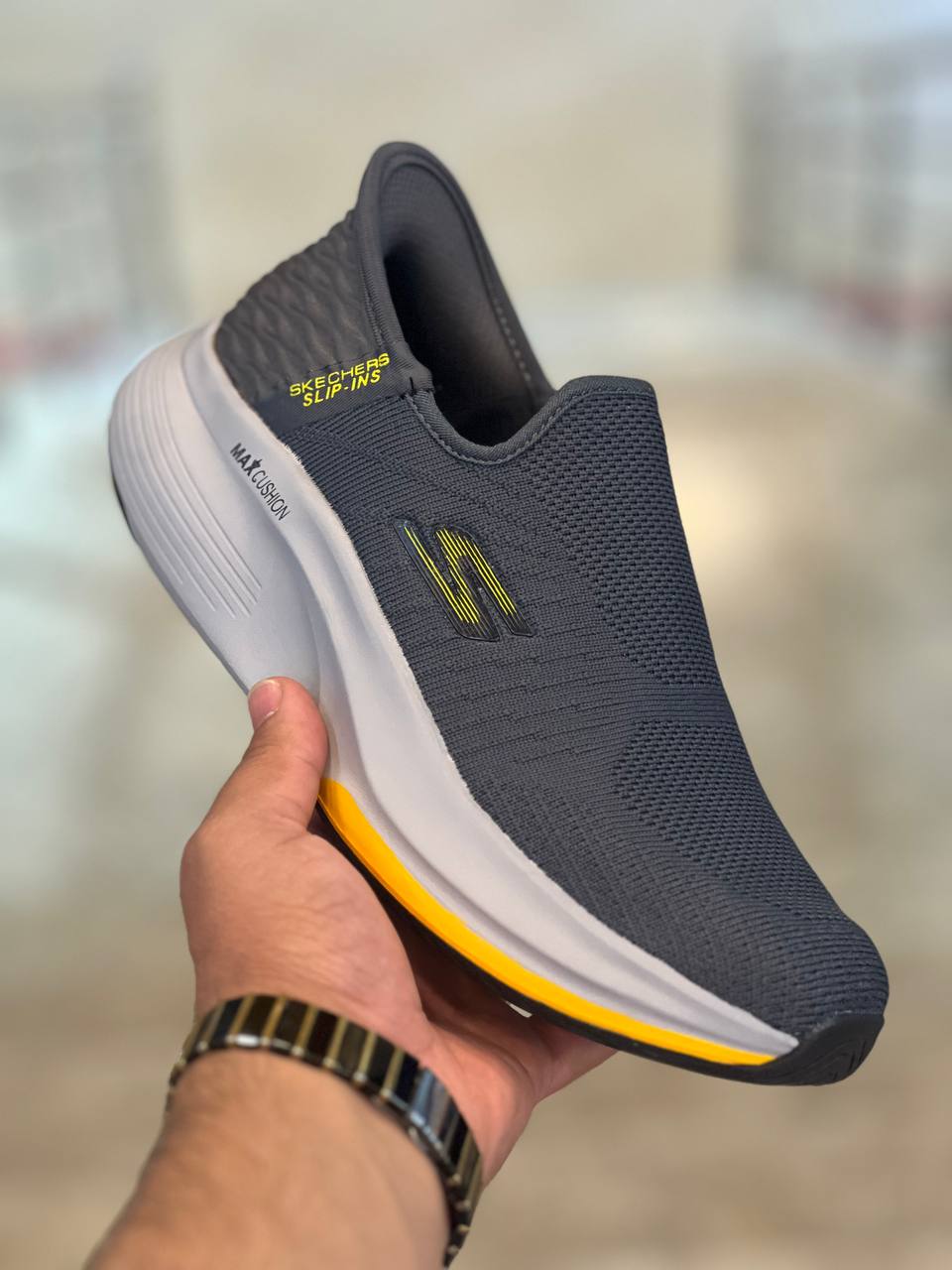 کتونی اسکیچرزاسلیپ Skechers slip ins ساخت ویتنام سایز ۴۰ تا ۴۵ فروش بصورت عمده و تک