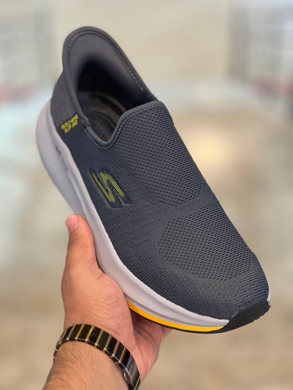 کتونی اسکیچرزاسلیپ Skechers slip ins ساخت ویتنام سایز ۴۰ تا ۴۵ فروش بصورت عمده و تک