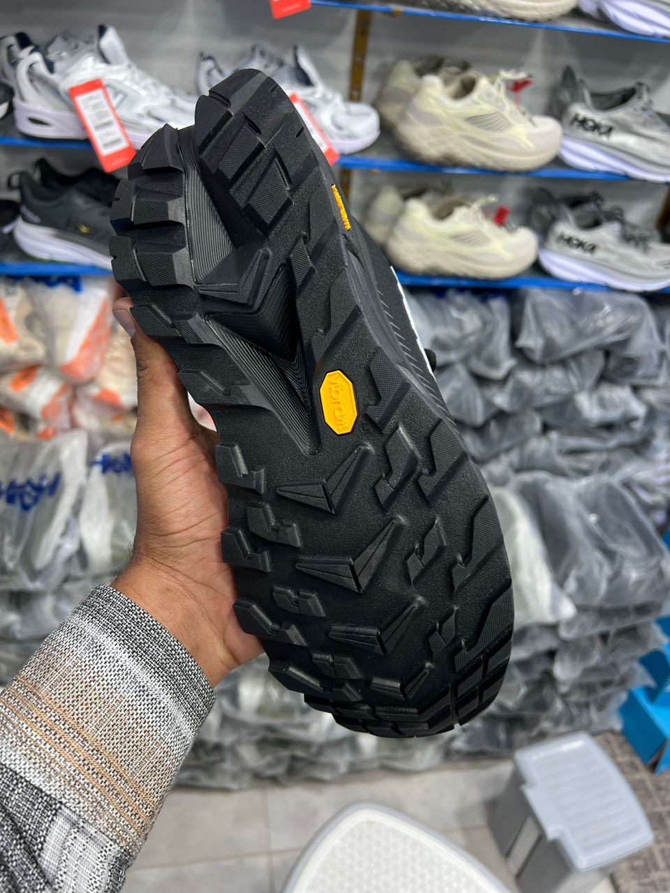 کتونی هوکا اسکای لاین گورتکس/Hoka Skyline-Float X Gore-Tex/ساخت ویتنام