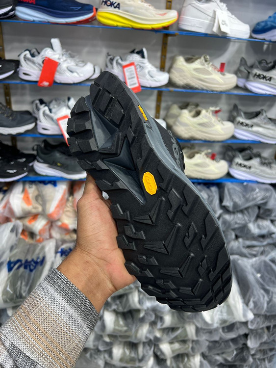 کتونی هوکا اسکای لاین گورتکس/Hoka Skyline-Float X Gore-Tex/ساخت ویتنام