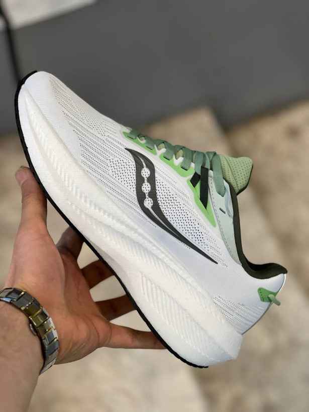 کتونی ساکونی تریمپ ۲۱/Saucony Triumph 21vietnam/ساخت ویتنام/سایز ۴۰ تا ۴۵/فروش بصورت عمده و تک