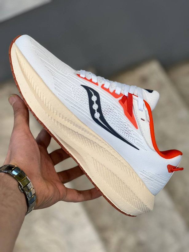 کتونی ساکونی تریمپ ۲۱/Saucony Triumph 21/ساخت ویتنام /سایز۴۰الی ۴۵/ فروش بصورت عمده و تک