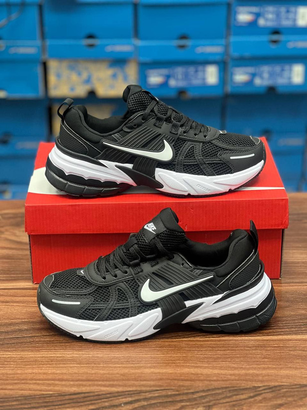 کفش نایک وی تو کی/Nike V2k Run