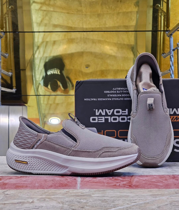 اسکیچرز اولترا/ Skechers/ساخت ویتنام/ سایز ۴۰ تا ۴۵ فروش عمده و تک/کیفیت بسیار بالا