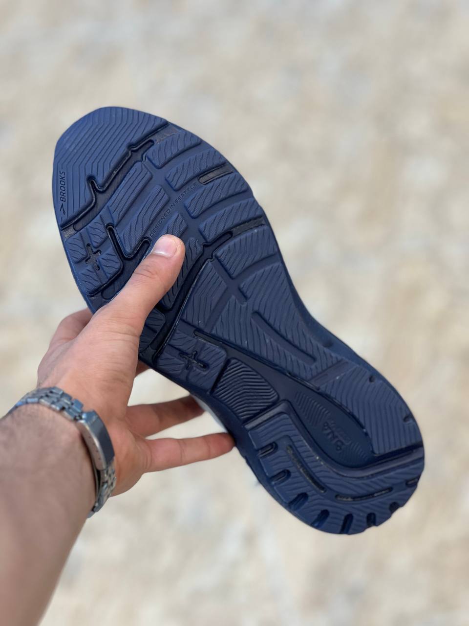 کتونی بروکس آدرنالین جی تی اس ۲۳/Brooks Adrenaline GTS 23 /سایز ۴۰ تا ۴۵. وارداتی ساخت ویتنام /فروش عمده و تک