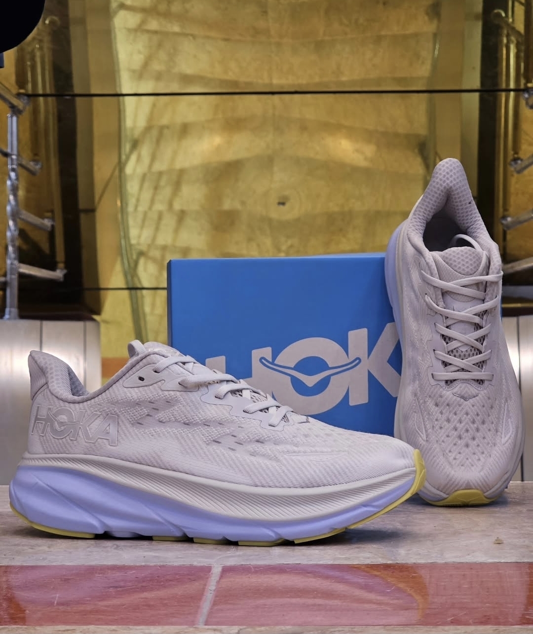 کتونی هوکاکلیفتون ۹ ساخت ویتنام وارداتی سایز ۳۸ تا ۴۵ hoka clifton 9