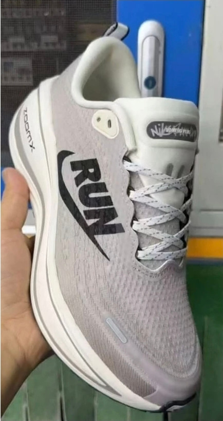 کتونی نایک زوم/Nike Zoom/سایز ۴۰ الی ۴۵/فروش عمده و تک/ضمانت کالا