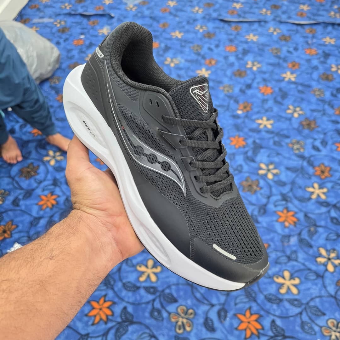 کتونی ساکونی فونیکس اینفرنو ۳/Saucony phoenix inferno 3 /سایز ۴۰ تا ۴۵/ فروش بصورت عمده و تک تضمین کیفیت کالا