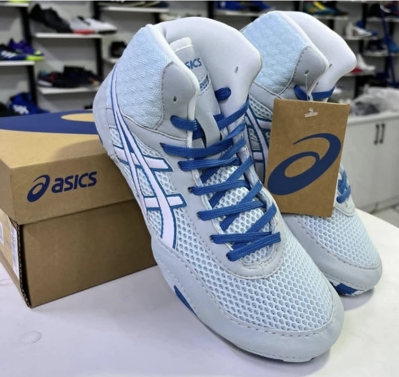 کتونی کشتی اسیکس مت بلیزر | سایز بندی 40 تا 45/فروش عمده و تک .asics matblazer wrestling shoes