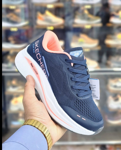 کتونی ویتنامی اسکیچرز نرم و سبک و راحت/Skechers Slip-ins Max Cushioning/ساخت ویتنام /سایز ۳۷تا۴۰/فروش بصورت عمده و تک