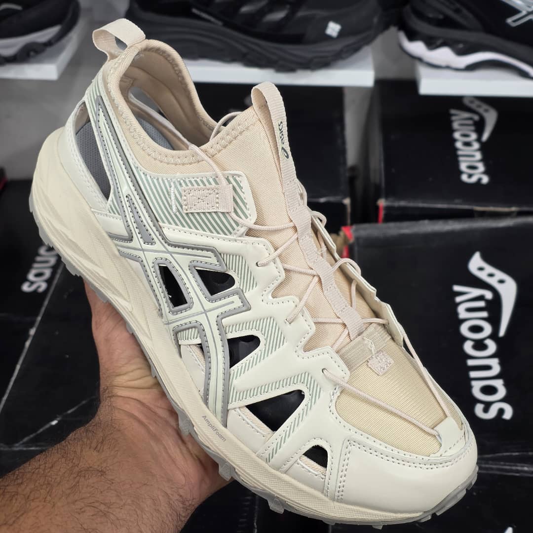 صندل اسیکس ژل سونوما اس ای/ساخت ویتنام/ سایز ۴۰تا ۴۵/ فروش بصورت عمده و تک . Asics gel_ sonoma se Vietnam