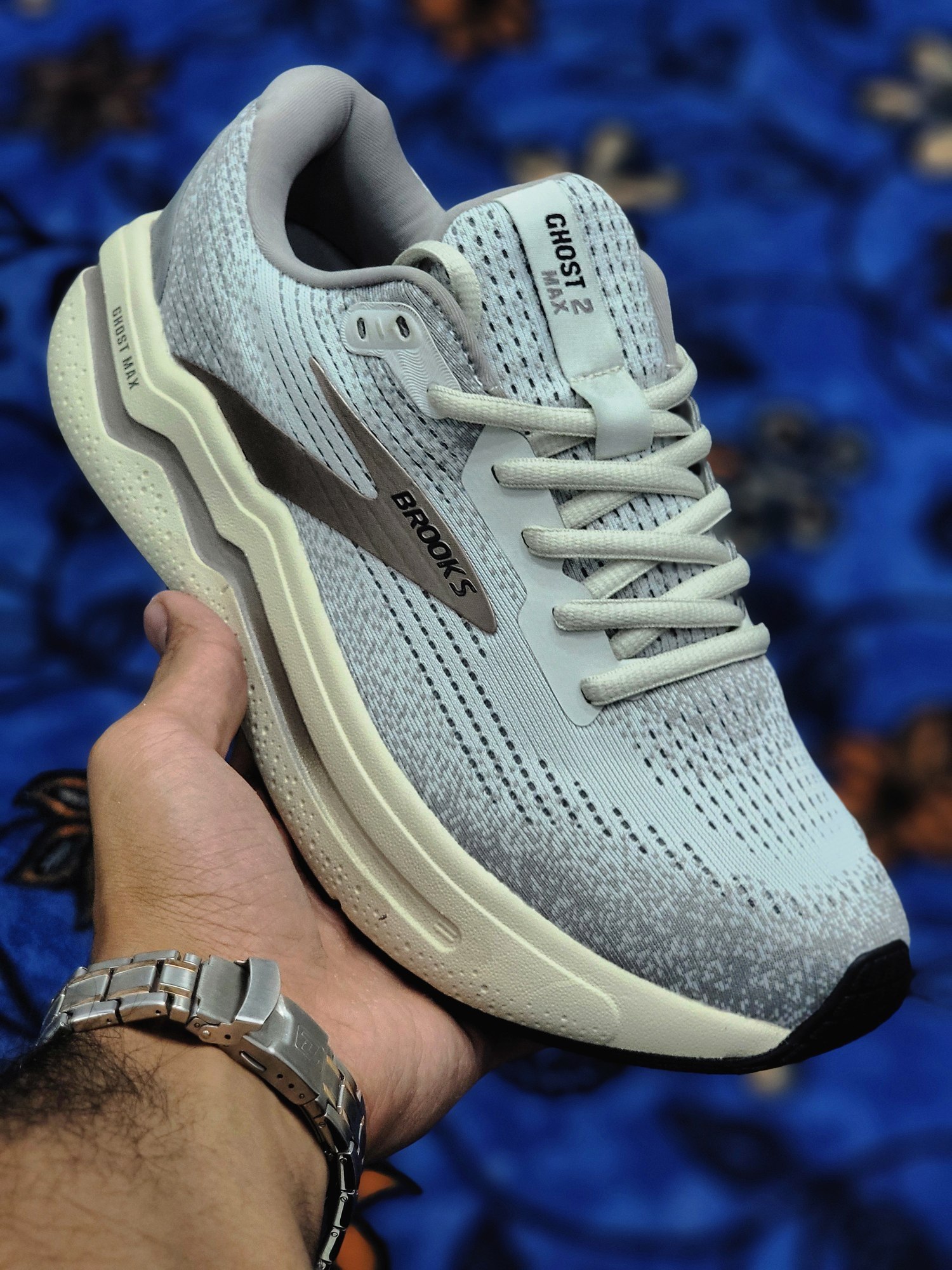 کتونی بروکس گاست مکس دو/Brooks ghost max 2/سایز ۴۰ الی ۴۵/فروش تک و عمده /ضمانت کالا