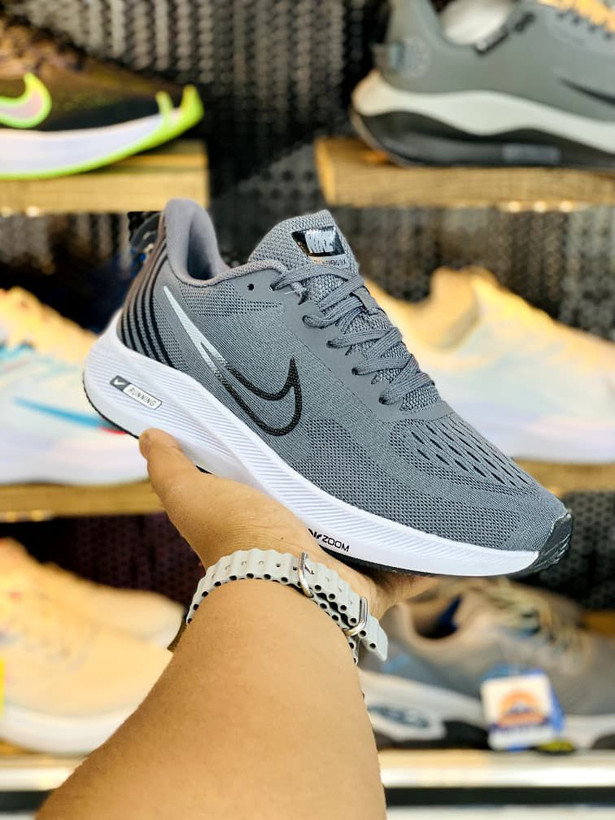 کتونی رانینگ و پیاده روی نایک زوم / nike zoom / ضمانت کیفیت / تکی و عمده / سایز ۴۰ تا ۴۵