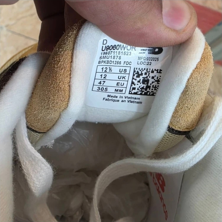 کفش نیوبالانس ۹۰۶۰ |New balance 9060 /ساخت ویتنام