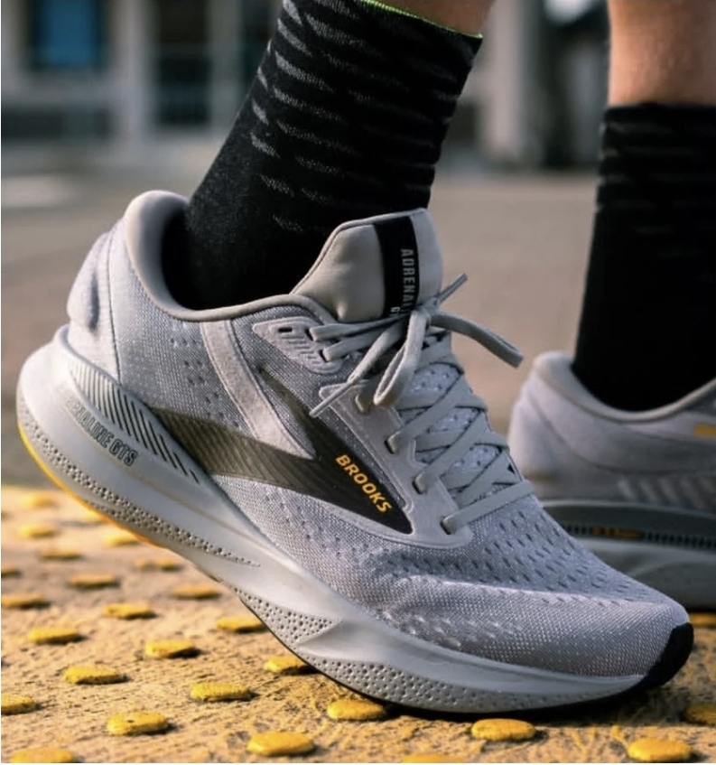 کتونی بروکس آدرنالین جی تی اس24/24 Brooks Adrenaline GTS/ساخت ویتنام/فروش عمده و تک /ضمانت کالا/