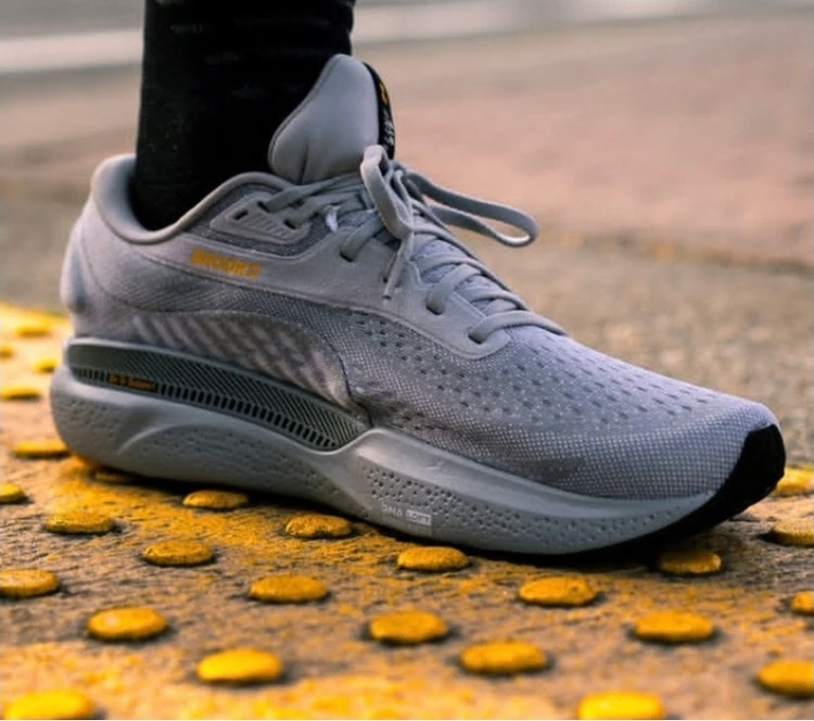 کتونی بروکس آدرنالین جی تی اس24/24 Brooks Adrenaline GTS