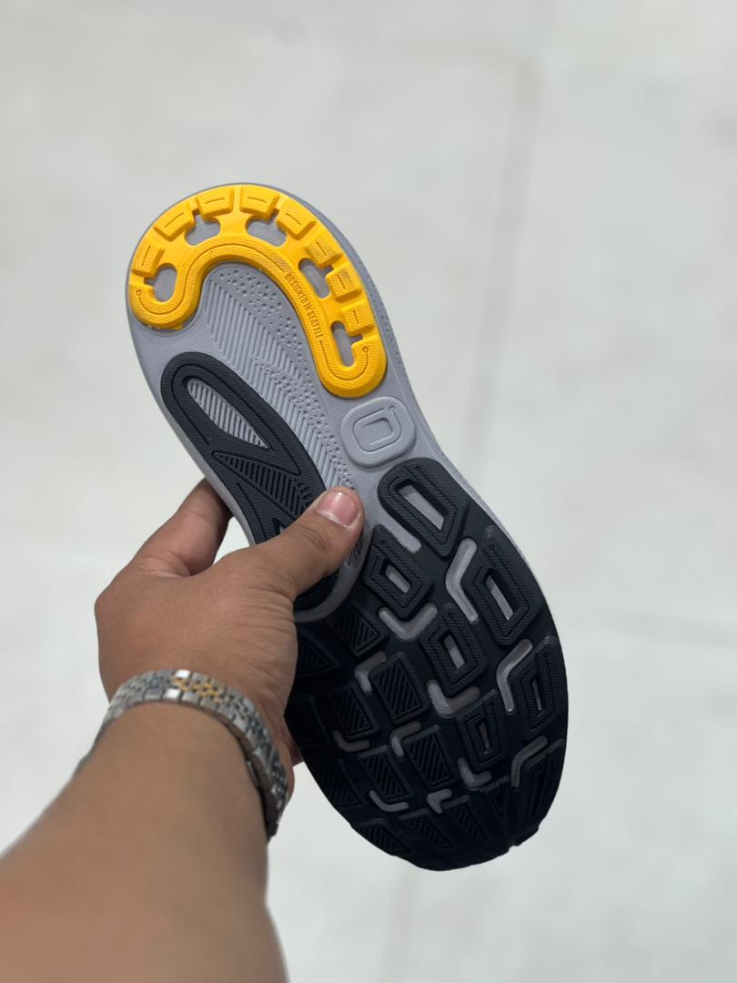 کتونی بروکس آدرنالین جی تی اس24/24 Brooks Adrenaline GTS/ساخت ویتنام/فروش عمده و تک /ضمانت کالا/
