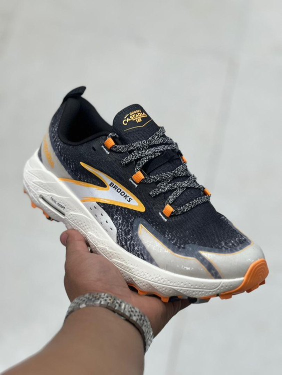 کتونی بروکس کاسکادیا 18 مسترکوالیتی / Brooks Cascadia 18
