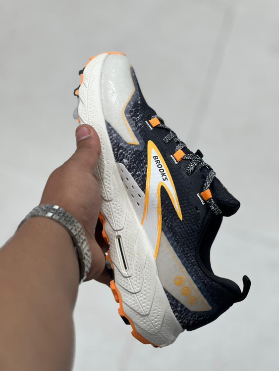 کتونی بروکس کاسکادیا 18 مسترکوالیتی / Brooks Cascadia 18