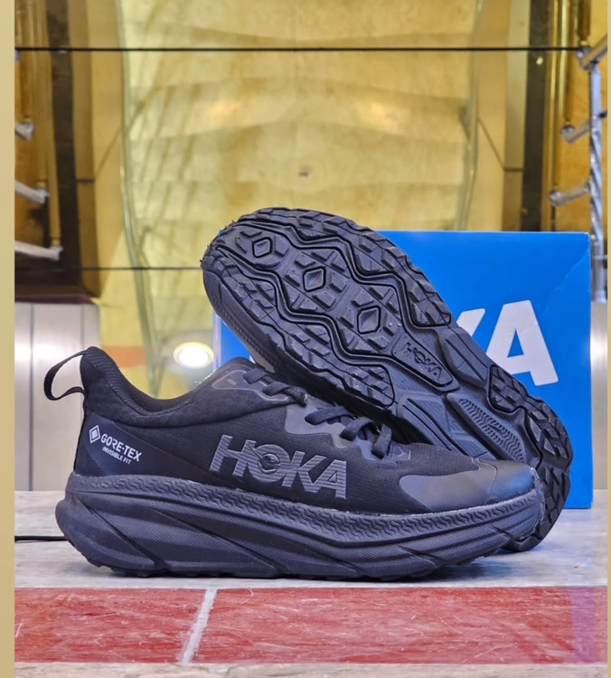 کتونی هوکا چلنجر ۷/ Hoka challenger/ساخت ویتنام/ مستر کوالیتی A/ فروش بصورت عمده و تک /سایز ۴۰ تا ۴۵ /Hoka challenger vietnam