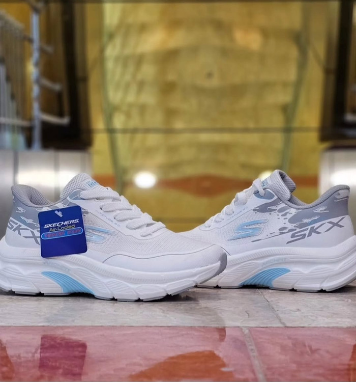 کتونی اسکیچرز اسلیپ آن /Skechers Slip-ins