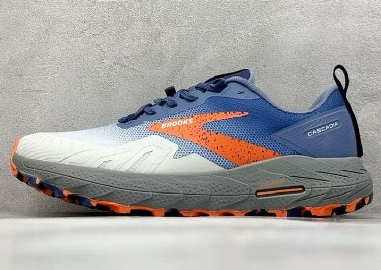کتونی بروکس کاسکادیا 17/ Brooks Cascadia 17 /ساخت ویتنام/ سایز 40 تا 45 / فروش عمده و تک