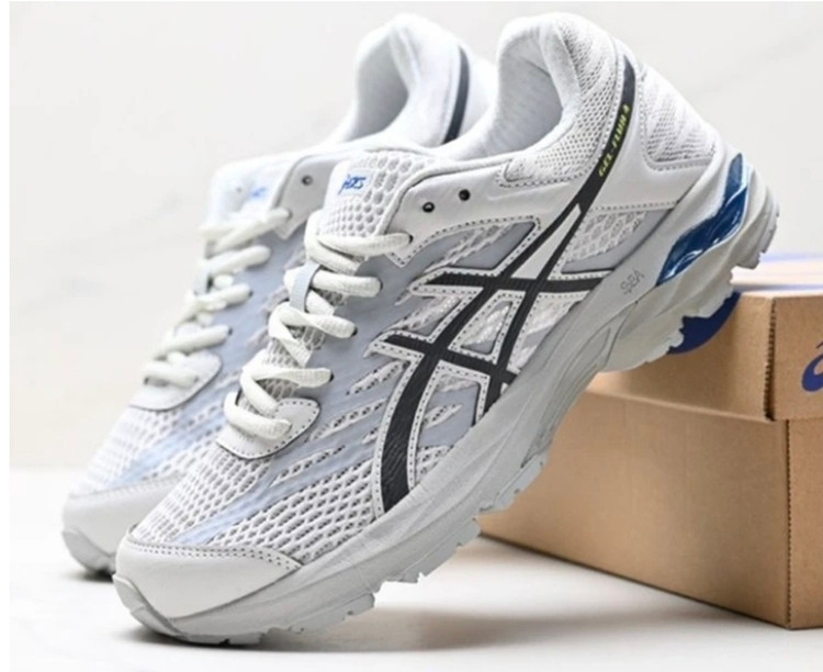 کفش اسیکس ژل فلاکس ۴ ،Asics Gel Flux 4, ساخت ویتنام ، سایز۴۰تا ۴۵ فروش عمده و تک