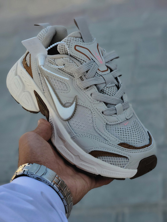 کتونی ویتنامی نایک وی فایو کیNike v5k run