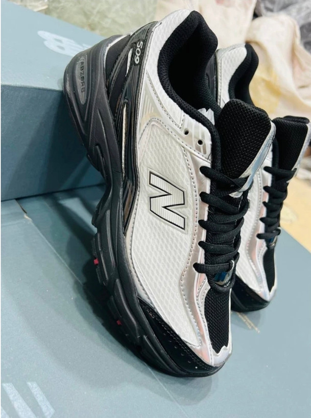 کتونی نیوبالانس ۵۰۹ Newbalance 509 /ساخت ویتنام /فروش بصورت عمده و تک/ سایز ۴۰ تا ۴۵