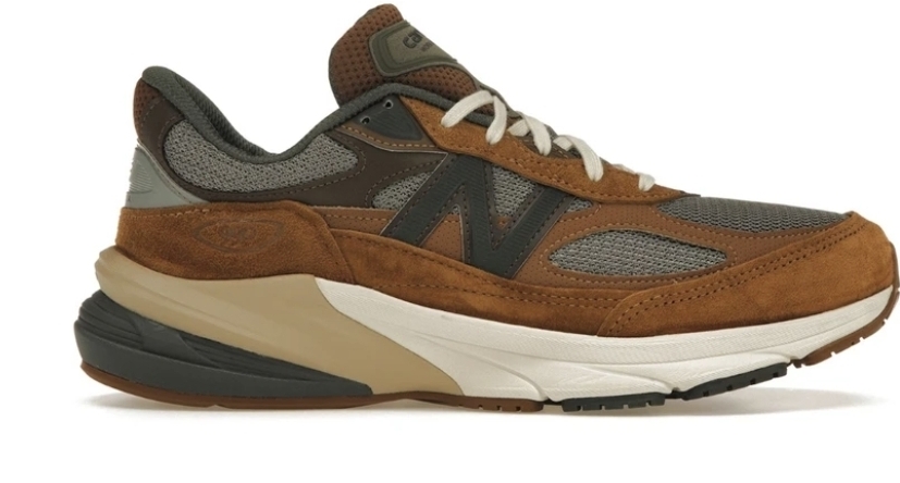کتونی نیوبالانس ۹۹۰ امریکایی Newbalance v5 990 USA ، وارداتی به سفارش USA بالاترین کیفیت درجه۱. سایز ۴۰ الی ۴۵فروش عمده و تک.