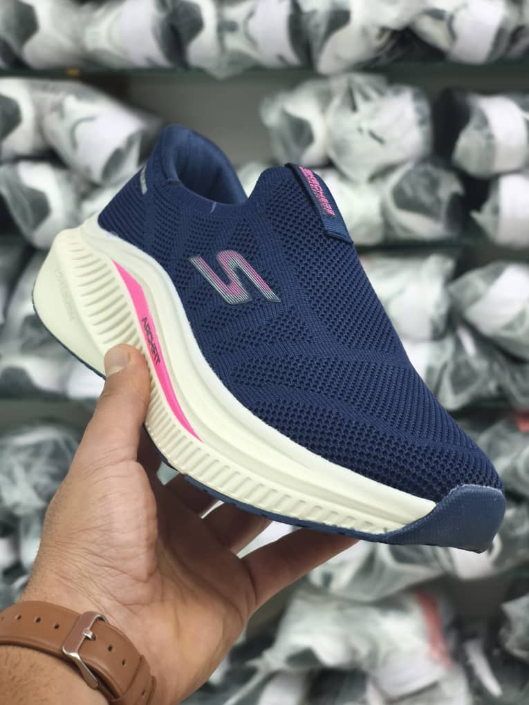 کفش اسکیچرز مسترکوالیتی بدون بند/سایز 37 تا 40/Skechers Slip Ins / فروش عمده و تک