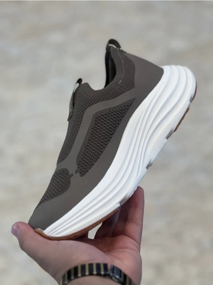 کتونی اسکیچرز رانینگ و پیاده رویی / Skechers Max cushioning/ ساخت ویتنام اسلیپ طبی و سبک و راحت / سایز 40تا 45 / فروش بصورت عمده و تک