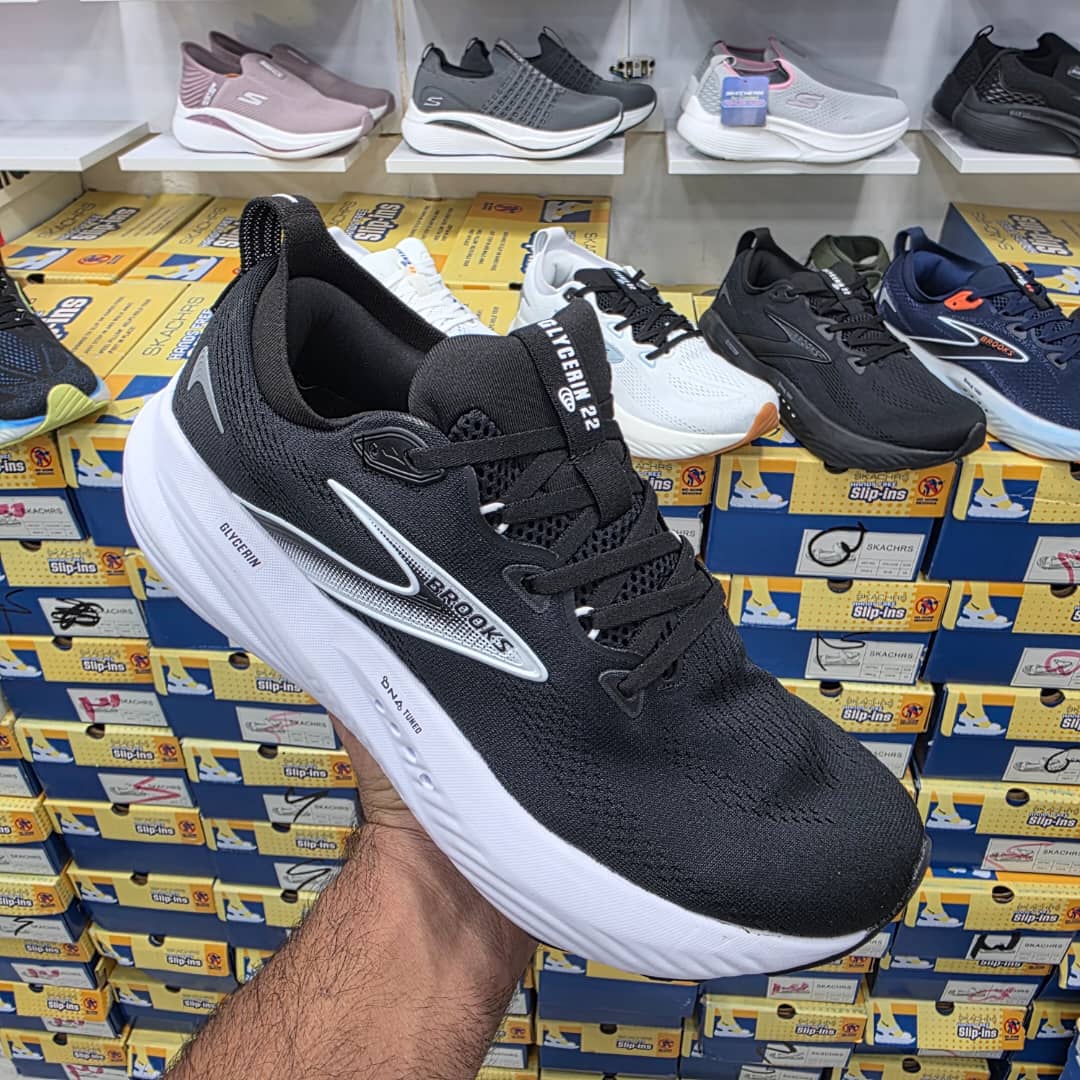 کتونی بروکس گلیسرین ۲۲/Brooks Glycerin GTS 22 /سایز ۴۰ تا ۴۵/ فروش بصورت عمده و تک/مستر کوالیتی ساخت ویتنام/