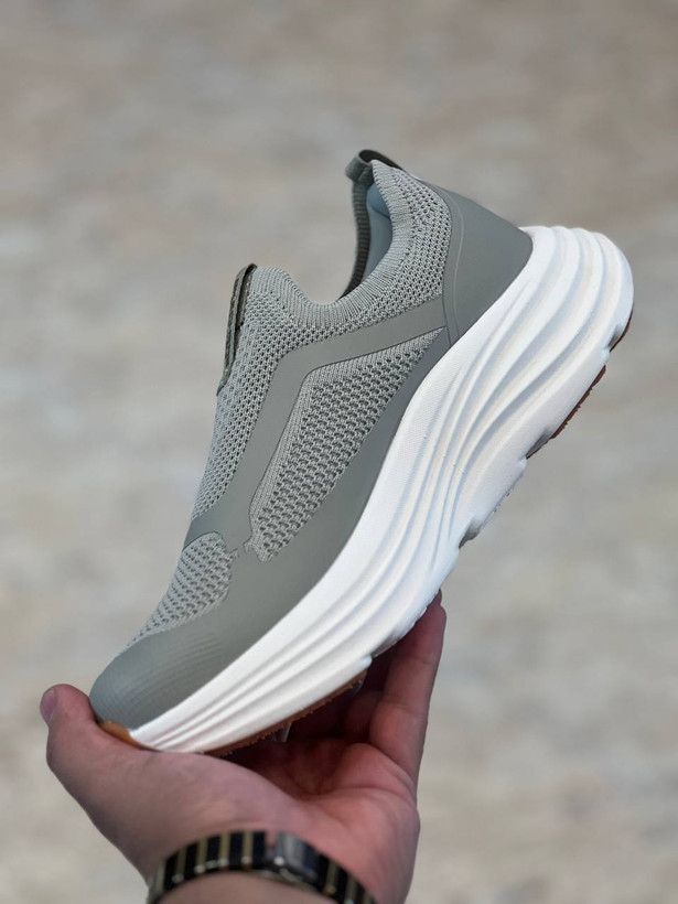 کفش اسکیچرز رانینگ و پیاده رویی / Skechers Maxcushioning/ ساخت ویتنام اسلیپ طبی و سبک و راحت / سایز 37تا 40/ فروش بصورت عمده و تک