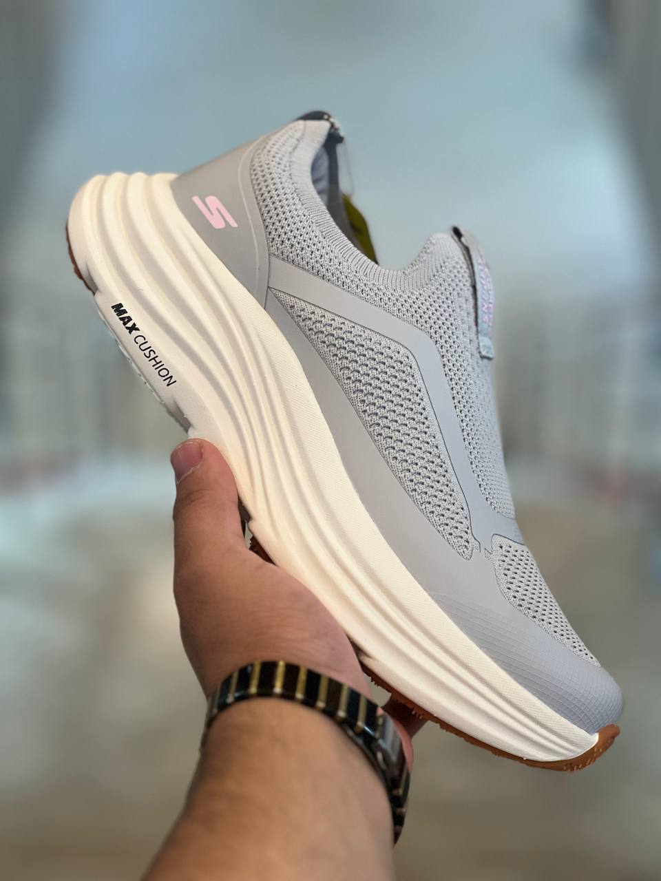 کتونی اسکیچرز رانینگ و پیاده رویی/Skechers Maxcushioning/ ساخت ویتنام اسلیپ طبی و سبک و راحت / سایز 37تا 40/ فروش بصورت عمده و تک
