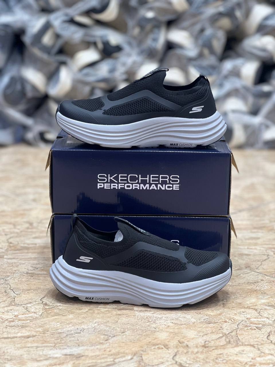 اسکیچرز رانینگ و پیاده رویی / Skechers Max cushioning