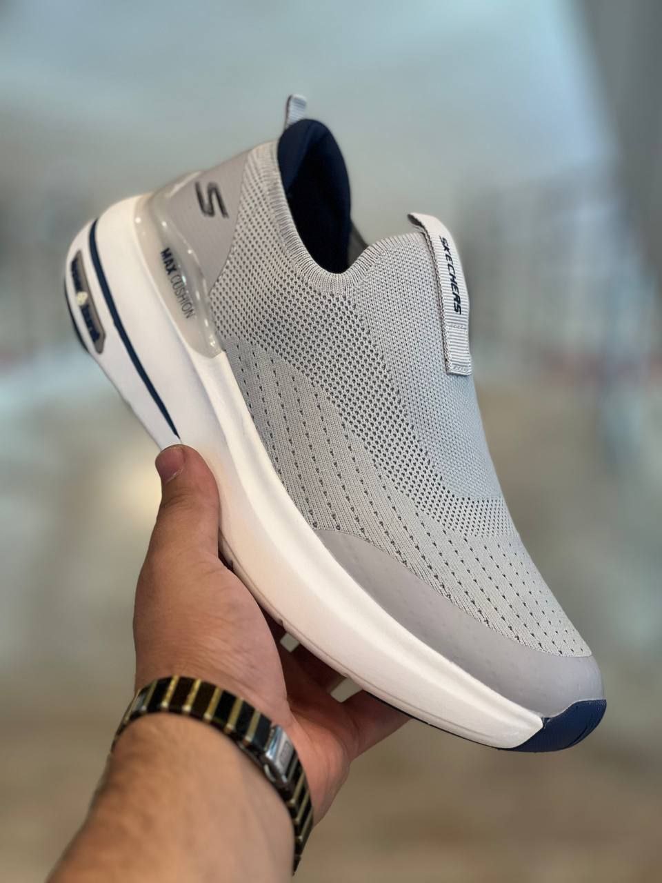 کتونی اسکیچرزمکث کوشن رانینگ و پیاده رویی / Skechers Max cushioning/مستر کوالیتیA طبی و سبک و راحت / سایز 40الی45/ فروش بصورت عمده و تک