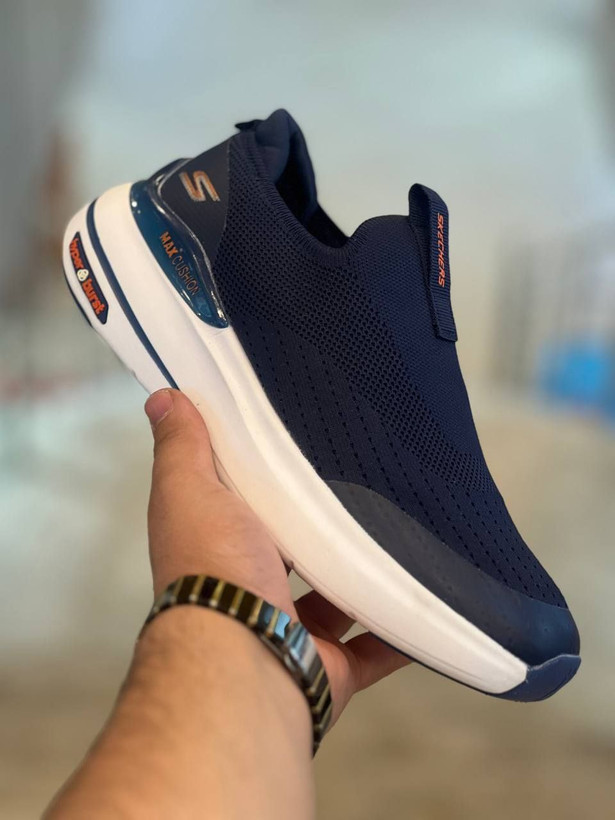 اسکیچرزمکث کوشن رانینگ و پیاده رویی / Skechers Max cushioning/مستر کوالیتیA طبی و سبک و راحت / سایز 40الی45/ فروش بصورت عمده و تک