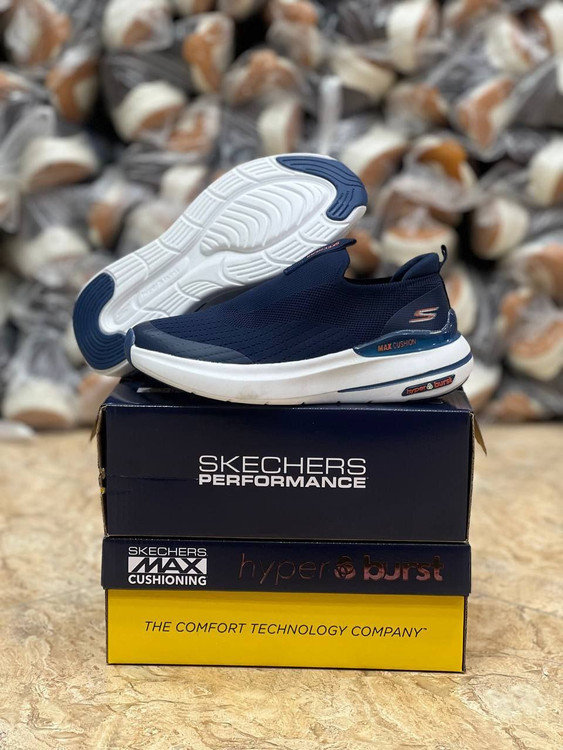 مکث کوشن اسکیچرز