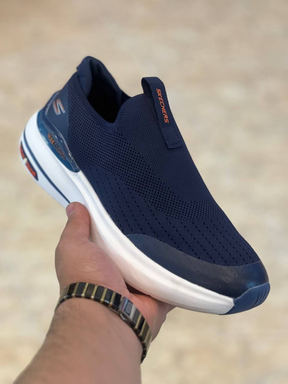 اسکیچرزمکث کوشن رانینگ و پیاده رویی / Skechers Max cushioning/مستر کوالیتیA طبی و سبک و راحت / سایز 40الی45/ فروش بصورت عمده و تک