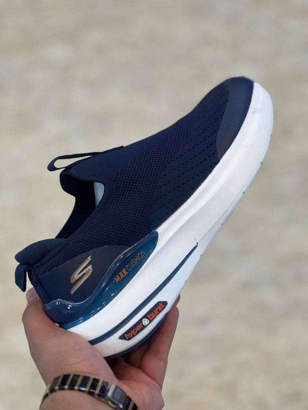 اسکیچرزمکث کوشن رانینگ و پیاده رویی / Skechers Max cushioning/مستر کوالیتیA طبی و سبک و راحت / سایز 40الی45/ فروش بصورت عمده و تک