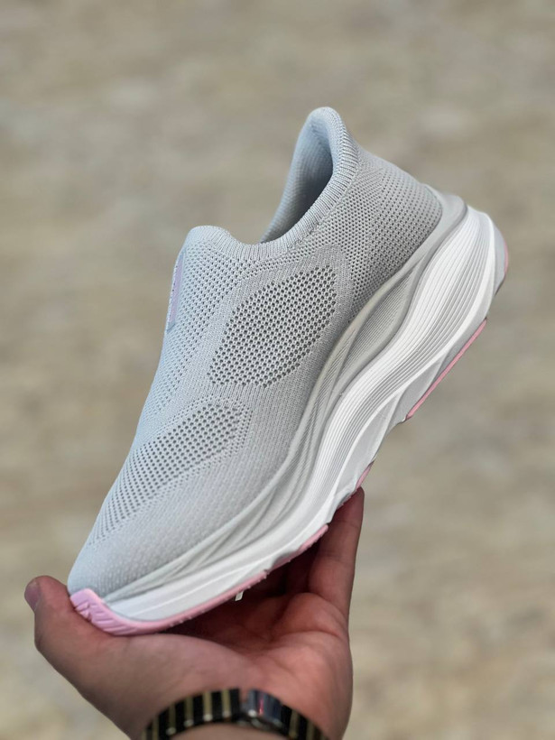 کتونی اسکیچرز نرم و سبک و راحت Skechers Max RUN/بدون بند/سایز ۳۷تا۴۰/فروش بصورت عمده و تک